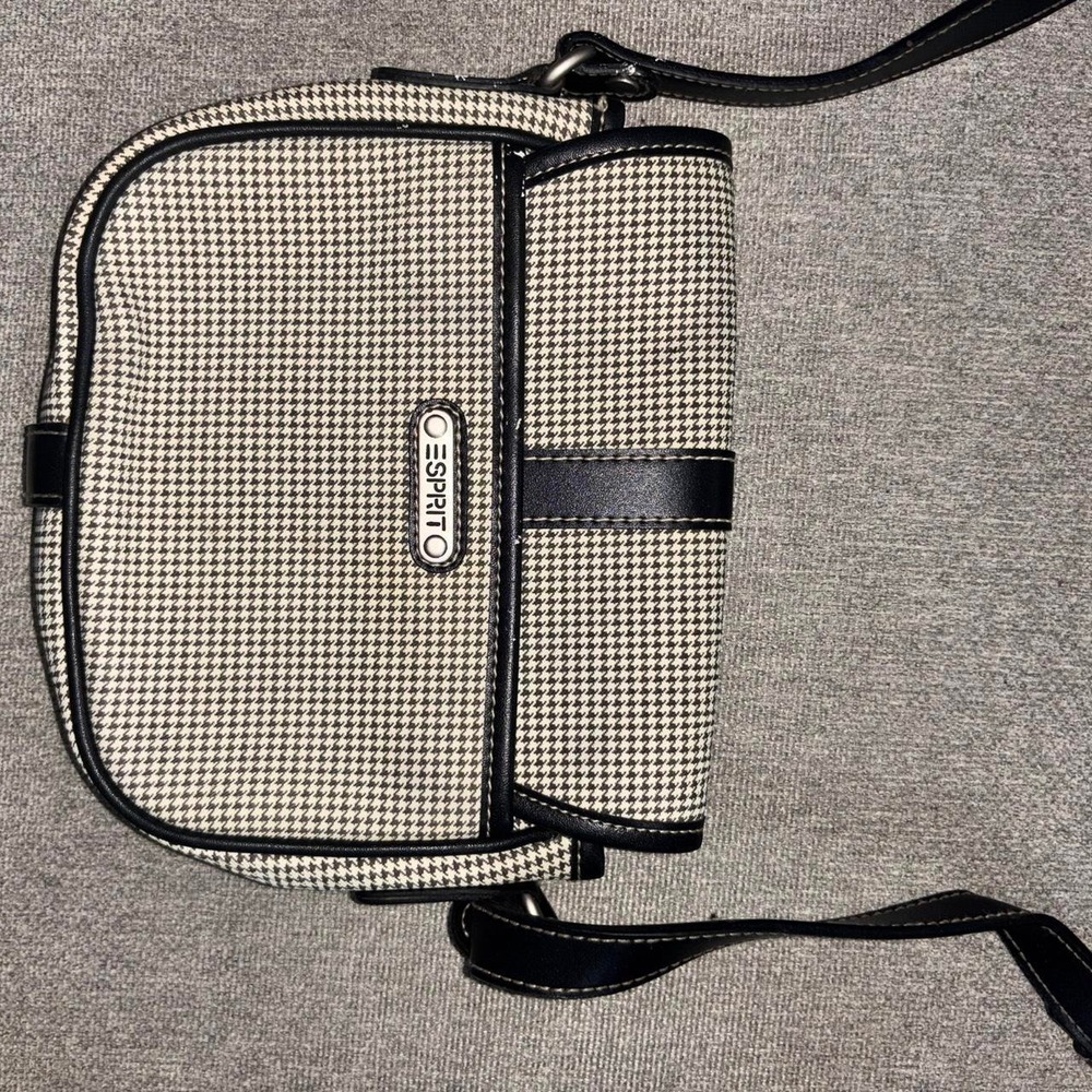 Esprit vintage crossbody saddle up bag